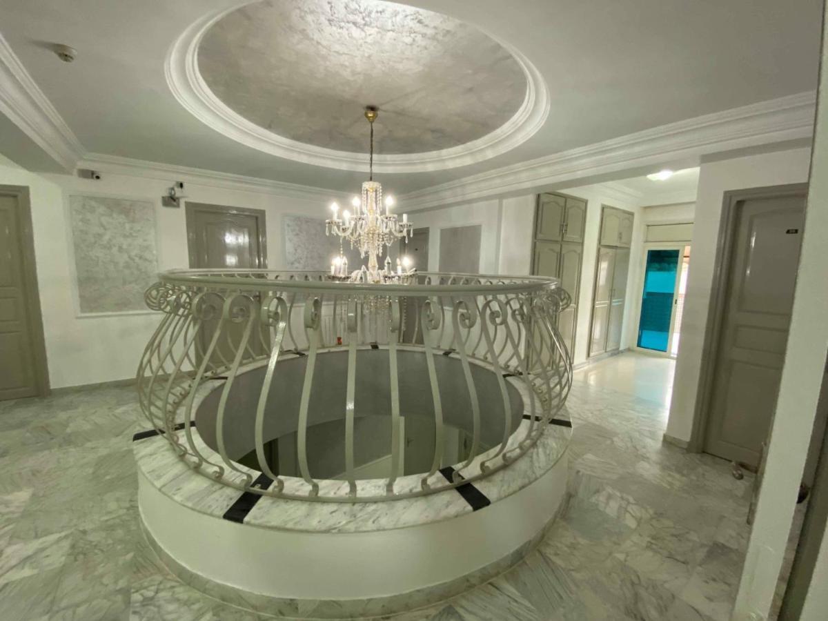 Le Calife Hotel
